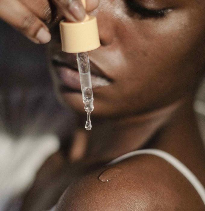 Капли для интимного ухода и увлажнения кожи Bijoux Indiscrets Revitalizing Massage Drops, 30 мл - Изображение 4