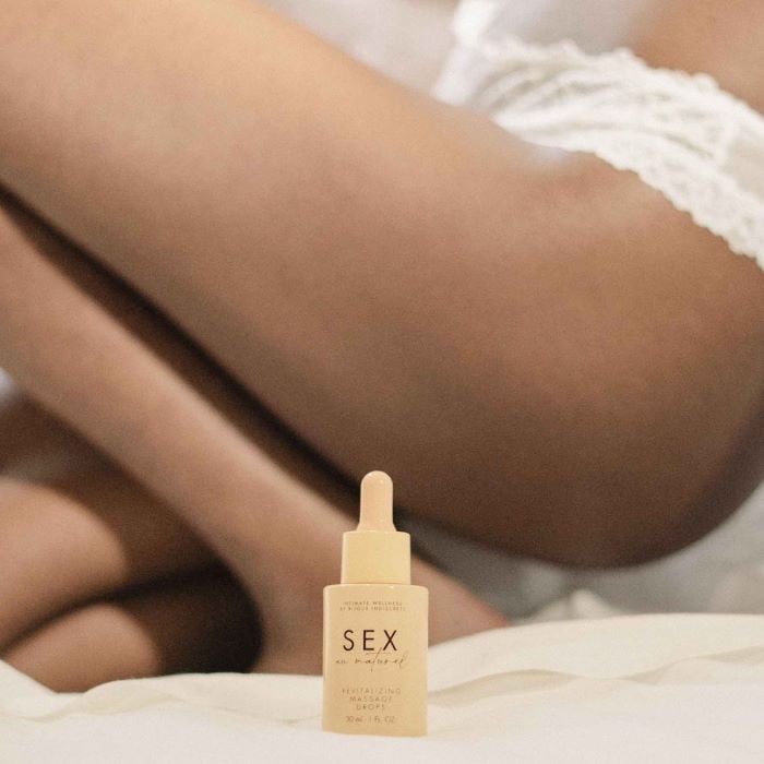 Капли для интимного ухода и увлажнения кожи Bijoux Indiscrets Revitalizing Massage Drops, 30 мл - Изображение 2