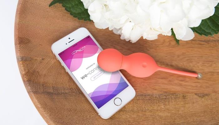 Вагинальные шарики We-Vibe Bloom